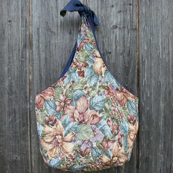 große, stabile Umhängetasche aus Gobelin-Stoff im Vintage-Style mit Blumenmuster, blau braun, innen kleine Reißverschluss-Tasche, Shopper