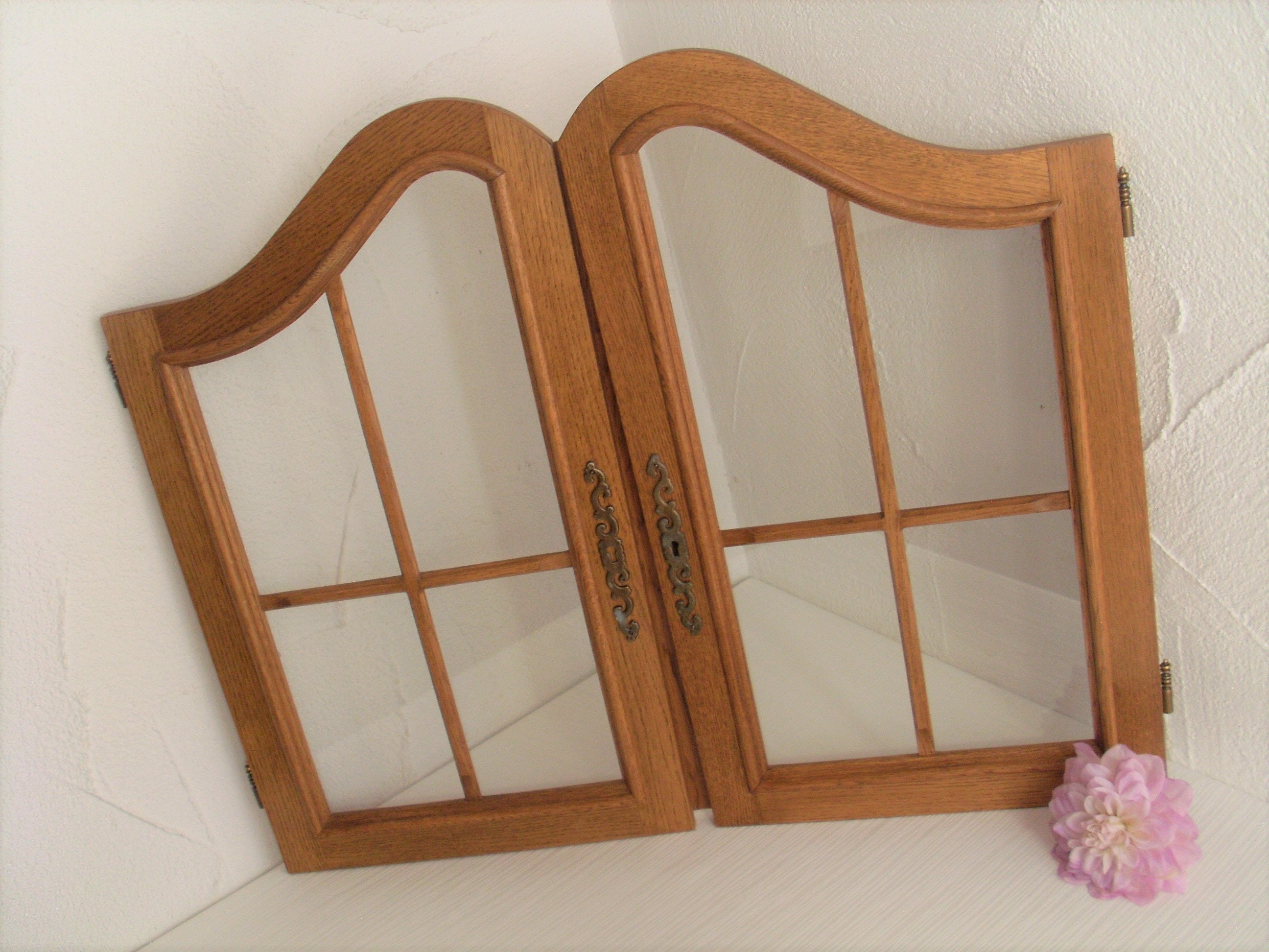 Zwei alte Schranktüren mit Glas Wohndekor Bilder | Etsy