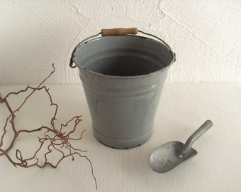 Vintage enamel bucket grey shovel garden decoration planter paper bucket