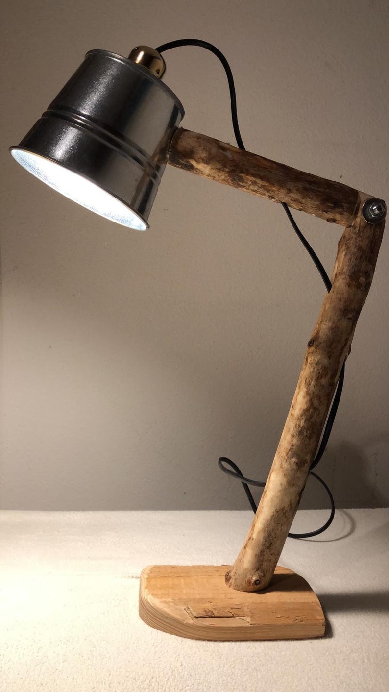 Reading lamp a fine all-rounder made of wood Stainless steel bucket Stylish and rustic