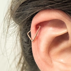 Triangle Helix Hoop Earring - Gold Helix Piercing - 18 Gauge Helix - Cartilage Piercing