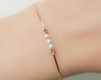 Delicate Pearl Bracelet - Thin Dainty Pearl Bracelet - Stacking Bracelet - June Birthstone