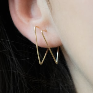 Orecchino a spirale singolo, orecchino doppio finto - Orecchino doppio per singolo piercing - Orecchini a cerchio triangolare - Orecchini in argento dorato