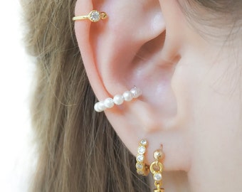 Pearl Ear Cuff - Ear Cuff Earring Pearls - Clip On Cuff - Pearl Earring - Conch Cuff - White Pearls Ear Cuff Gold Silver Rose Gold