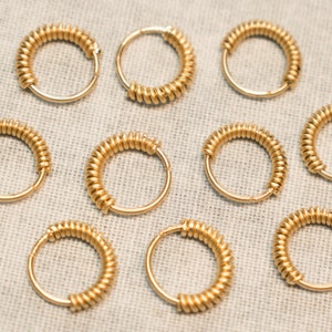 Pendiente de hélice envuelto en oro - Anillo de hélice - Perforación de oreja - Pendientes de cartílago de oreja - Aro de hélice - Anillo de cartílago - Pendiente de aro de cartílago