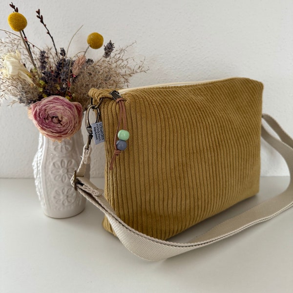 FINE Crossbag Cord mostaza // Bolso de hombro de mujer, bolso, bolso bandolera, bolso vegano, minimalista, amarillo, marrón, boho, Scandi, zigzag