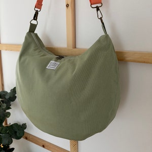 MAVI MOM-Bag Canvas sage // Ladies shopper tote bag moonbag large bag handbag shoulder bag vegan Scandi green simple minimalist