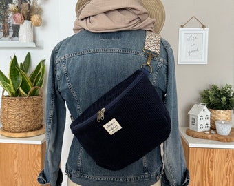 LENE Hipbag Cord Navy // Bauchtasche Crossbody Tasche Gürteltasche Handtasche Damen Skandi Boho dunkelblau blau minimalistisch schlicht