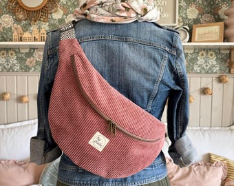 Saszetka nerka ALMA XL Corduroy, Dusty Rose // Duża damska torba biodrowa, torba na ramię, saszetka nerka, saszetka biodrowa, sztruks, pastelowy róż