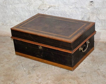 Cofre de metal, original antiguo, vintage, industria, indio, cofre, viejo, negro, caja, con interior