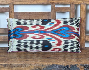 Coussin décoratif Ikat 30 x 60 cm, coussin ikat, tissu ikat, tissé à la main en provenance d'Afghanistan