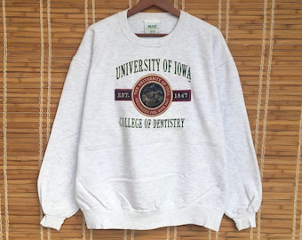 Vintage 1990s The University Of Iowa Crewneck Long Sleeve Sweatshirt Embroidered Big Logo Pull Over / University Fashion / L