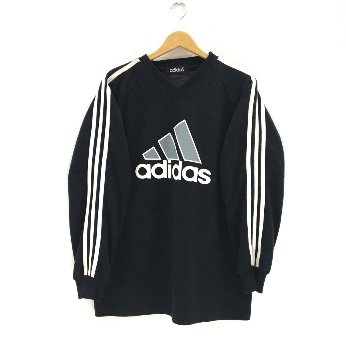 adidas crewneck vintage