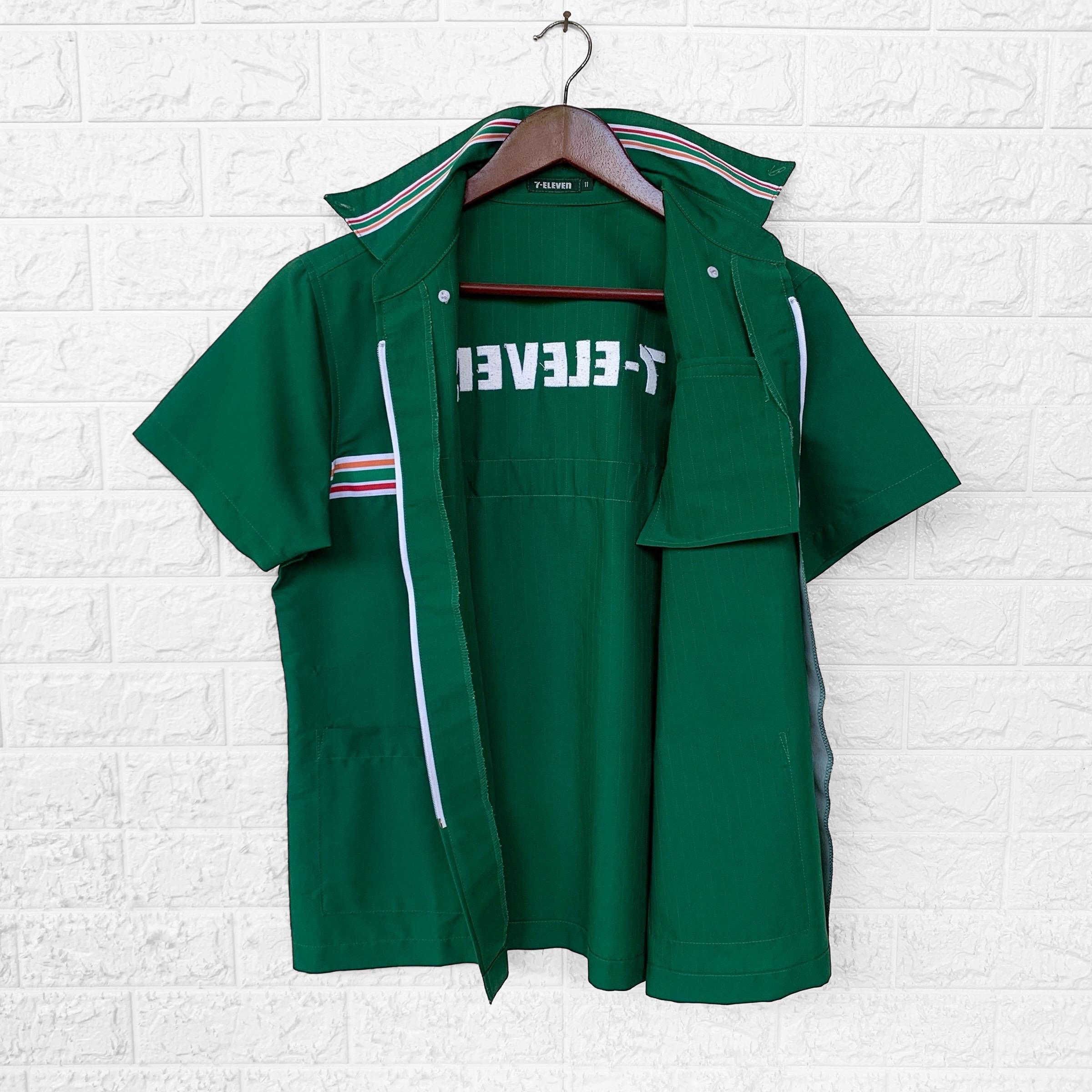 Vintage Seven Eleven Uniform Workers Zipper Shirt Made in Japan