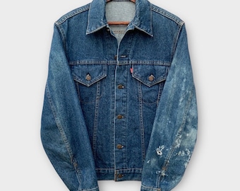 Vintage 80-90's LEVIS Distressed Trucker Jacket 70506 0216 Denim