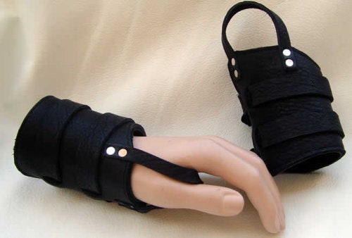 Bande de force de bandage en cuir de protection de poignet de bandage de  poignet avec la boucle réglable avec des boucles de rouleau protège-poignet  fait main -  France