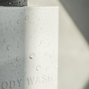 CUBE soap dispenser with wall mount for adhesive mounting, no drilling required, 1 pc. image 12
