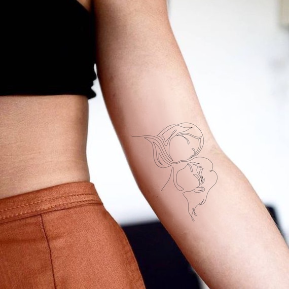 Minimalist Single-Line Tattoo Ideas That May Inspire You to Get Inked | Line  tattoos, Single line tattoo, Mo ganji