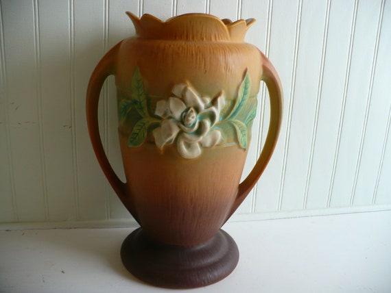 Antique Roseville Pottery Vase Gardenia 686 10 Excellent Etsy