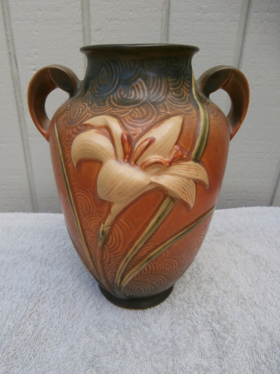 Vintage Roseville Pottery Vase 134 8 Zephyr Lily Brown Etsy