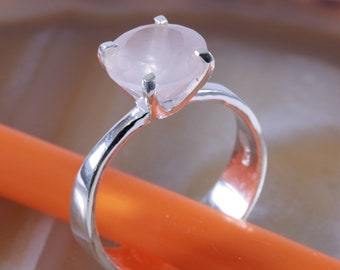 Rose quartz and silver, ring