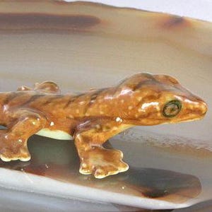 Gecko, miniature, porcelain