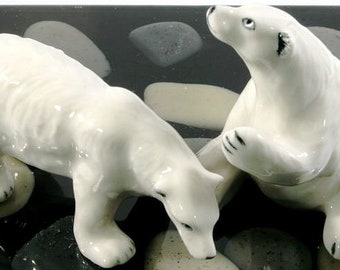 Polar bears, miniature, porcelain