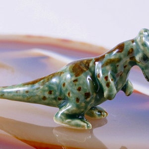 Velociraptor, Dinosaur, Miniature, Porcelain