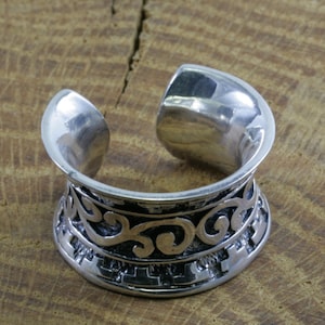 Great solid silver ring