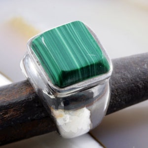 Malachite and 925 sterling silver, ring