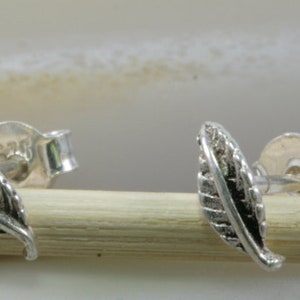 Feather stud earrings, 925 sterling silver