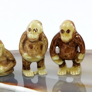 Crianças orangotangos, miniatura, porcelana