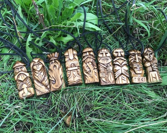 Handgemaakt houten standbeeld van Odin - Viking talisman altaardecor