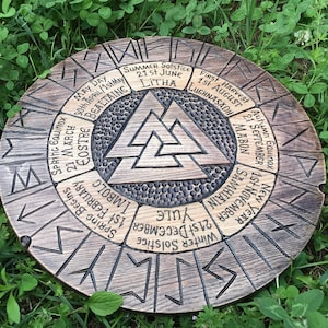 VALKNUT Wheel of the Year, Altar,Asatru,Viking, runes, odin, woddan,norse mythology, scandinavian pagan,Valhalla, Witchcraft, witch