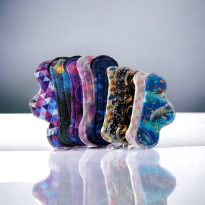Serviette hygiénique en coton lavable personnalisée - Bio et réutilisable pour adolescentes - Noyau apparent/Noyau caché - Dessous souple