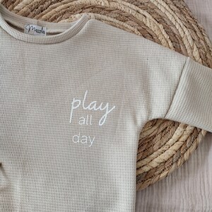 Kinderpullover Sweater Play all Day Bild 2