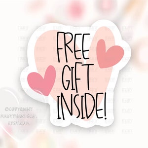 Gratis cadeau binnen Sticker PNG, Small Business Shop Labels, Blush Roze Hart Happy Mail Package Seals, Cricut Avery Print Cut Download SVG