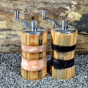 Juego de molinillo de sal y pimienta de mesa: Molinillo de hierbas de cerámica Ambrosia Maple A