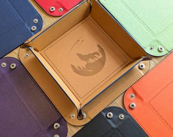 Personalized Leatherette Dice Tray: Collapsible Gaming Accessory