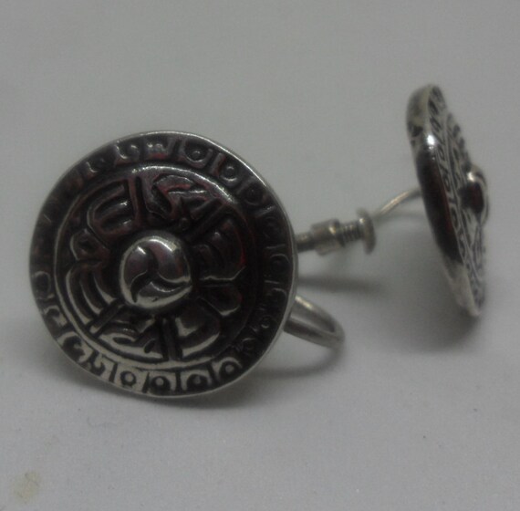 Vintage Celtic Shield Design Solid Silver Screw-O… - image 2