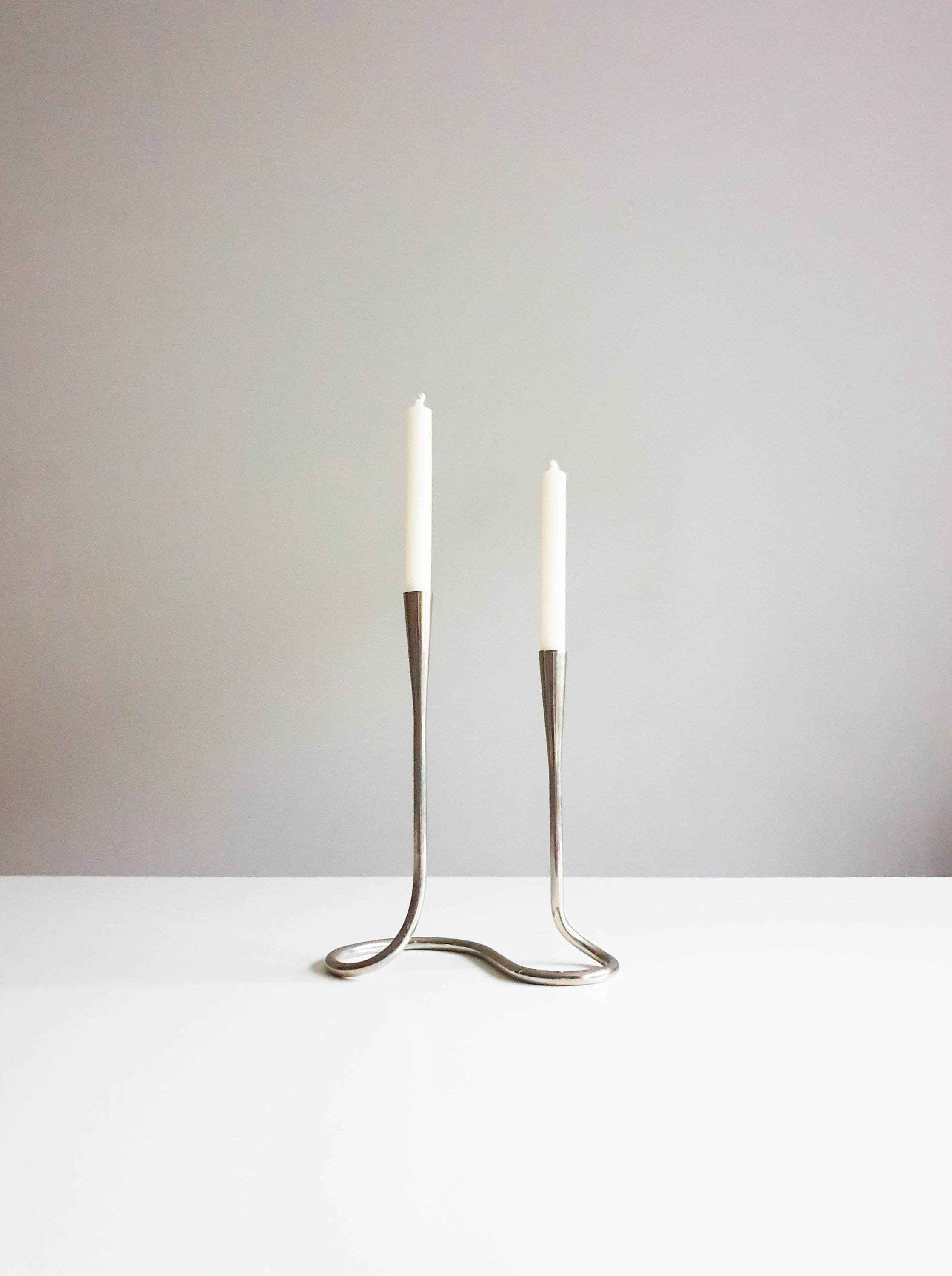 Loop candelabra 2024