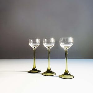 3 kieliszki do likieru, Art Deco, z szlifem, vintage