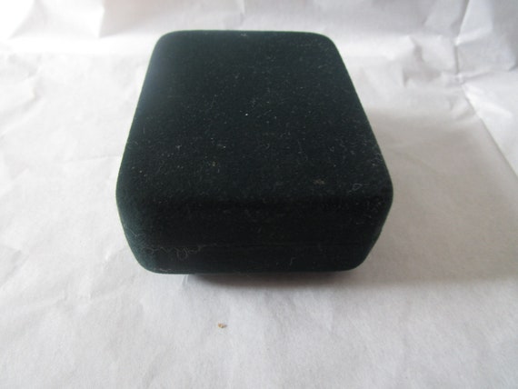 Vtg Emerald Green Velvet Jewel Box - image 5