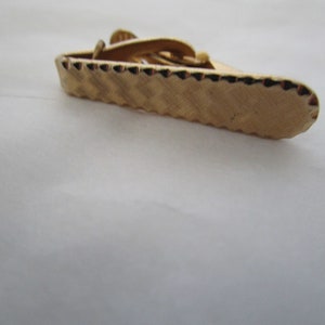 Vintage Fancy Gold Tone Dress Clip