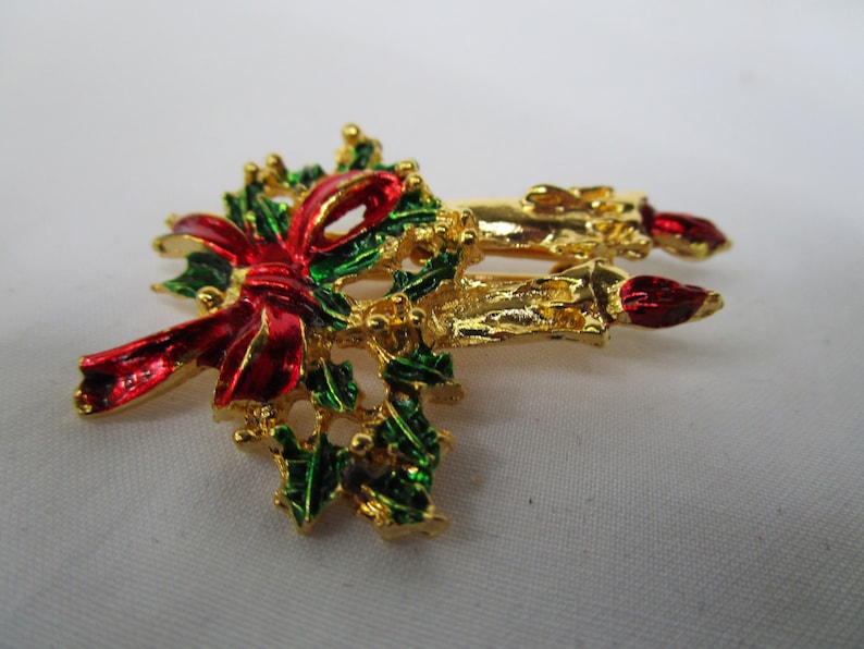 Vintage Christmas Red Bow Green Holly /& Candles Brooch Nice