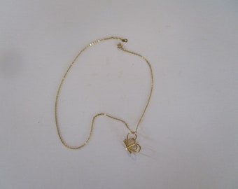 Vtg Gold Tone Chain Necklace with Butterfly Pendant