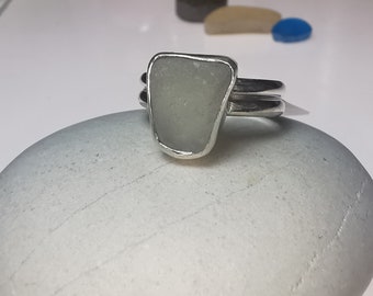 Sterling Silver seaglass ring. Size R (US 8 1/2)