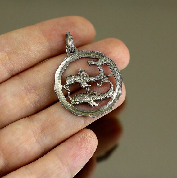 Pisces Zodiac Fish Solid Sterling Silver Pendant Charm Ancient Carving Jewelry Pisces Zodiac Fish Solid Sterling Silver Pendant Charm Ancient Carving Jewelry