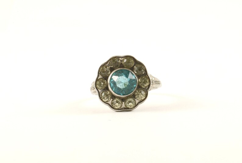 Vintage Blue /& White Crystals Flower Shape Design Ring 925 Sterling Silver RG 4168