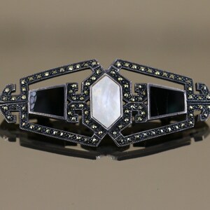 925 Sterling Silver Vintage MOP Black Onyx Marcasite Gem Pram Pin Brooch